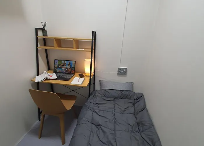 Hongdae Hapjeong Hostel-220-Man Only