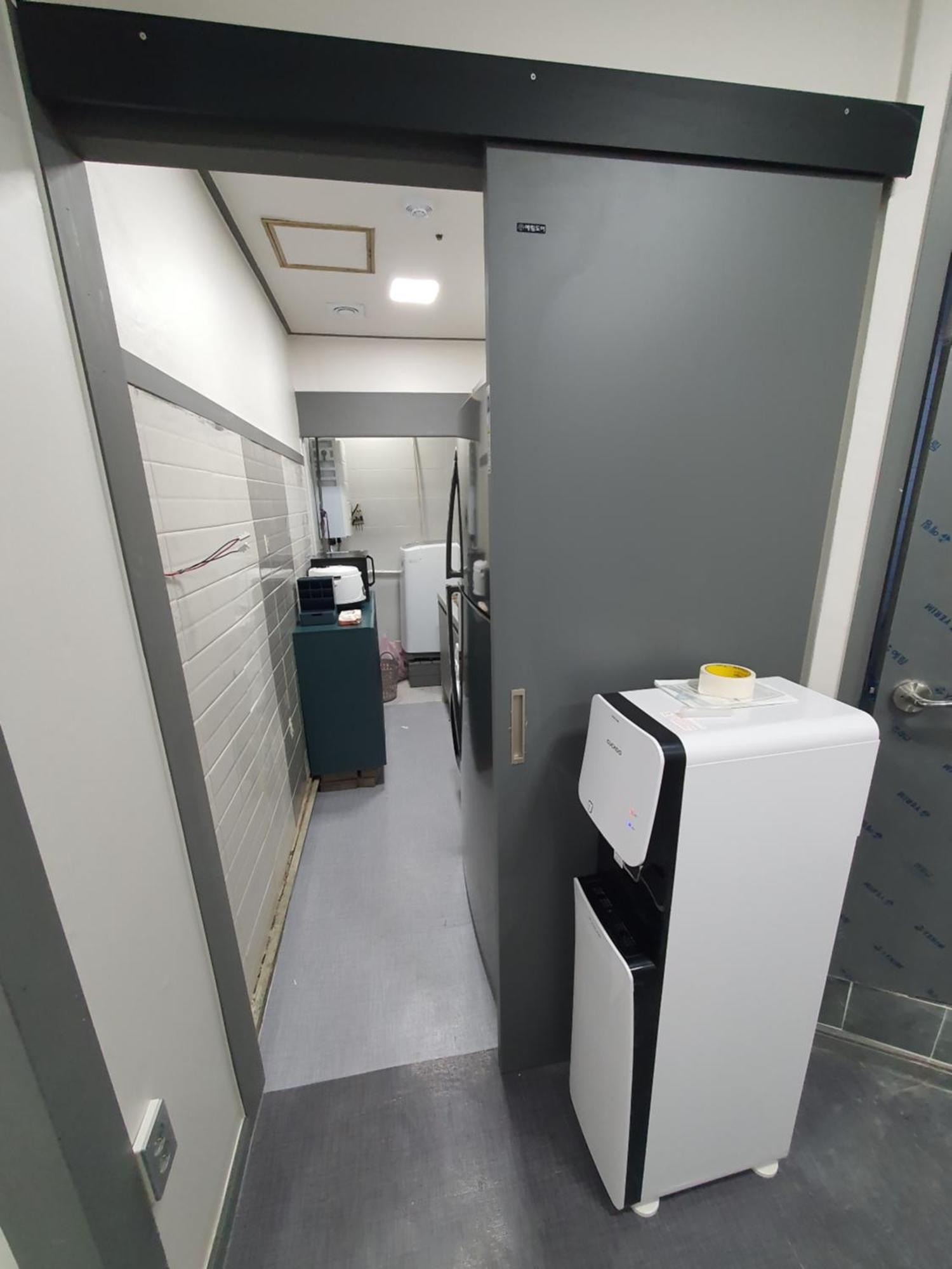 Hotel kapsul Hongdae Hapjeong Hostel-220-man Only Seoul